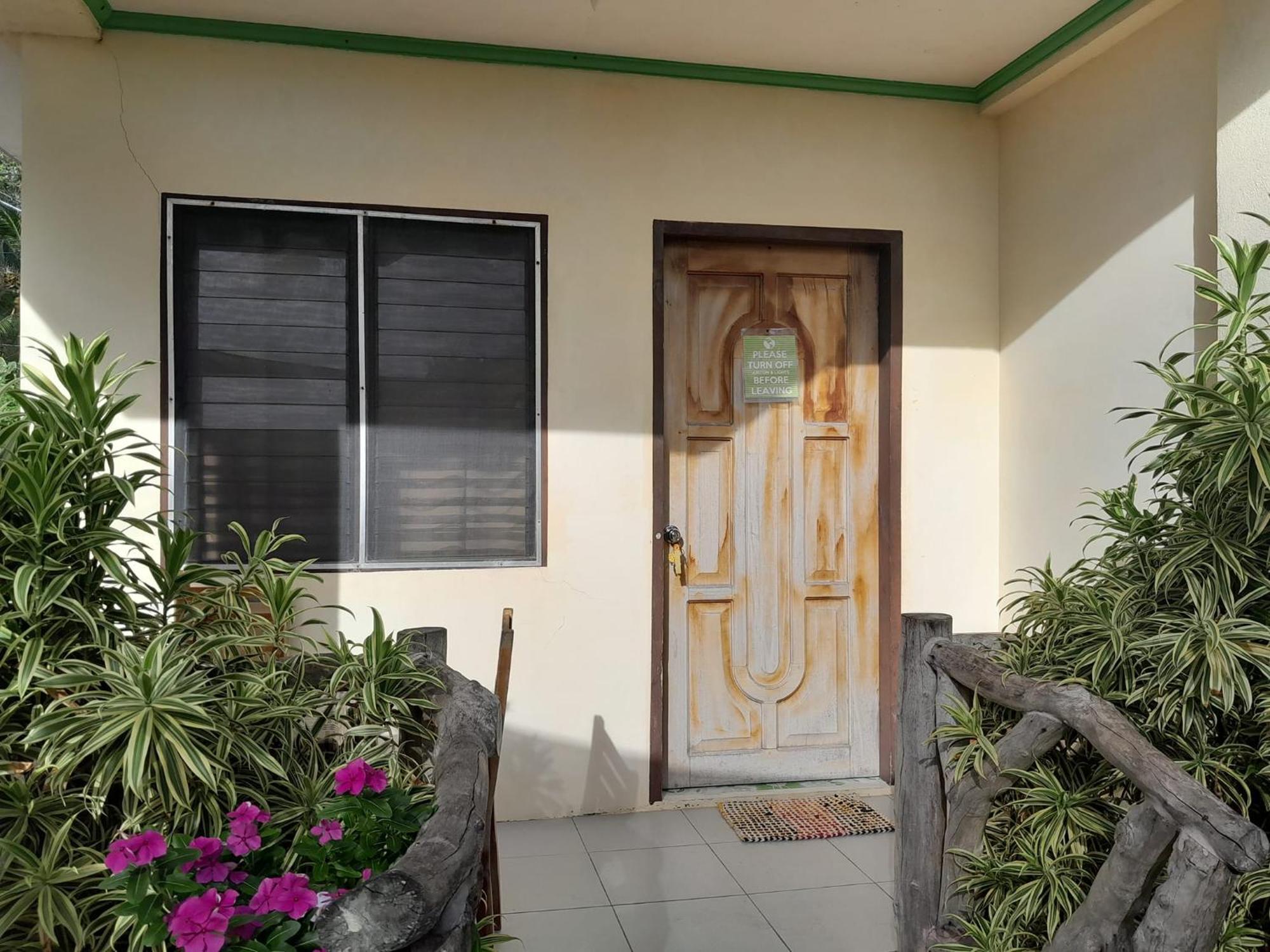Enrico'S Guesthouse Siquijor Kültér fotó