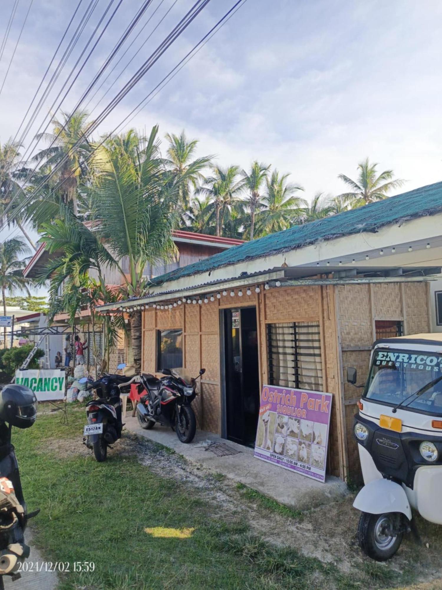 Enrico'S Guesthouse Siquijor Kültér fotó