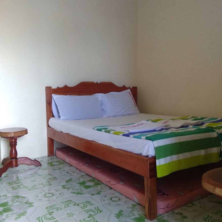 Enrico'S Guesthouse Siquijor Kültér fotó